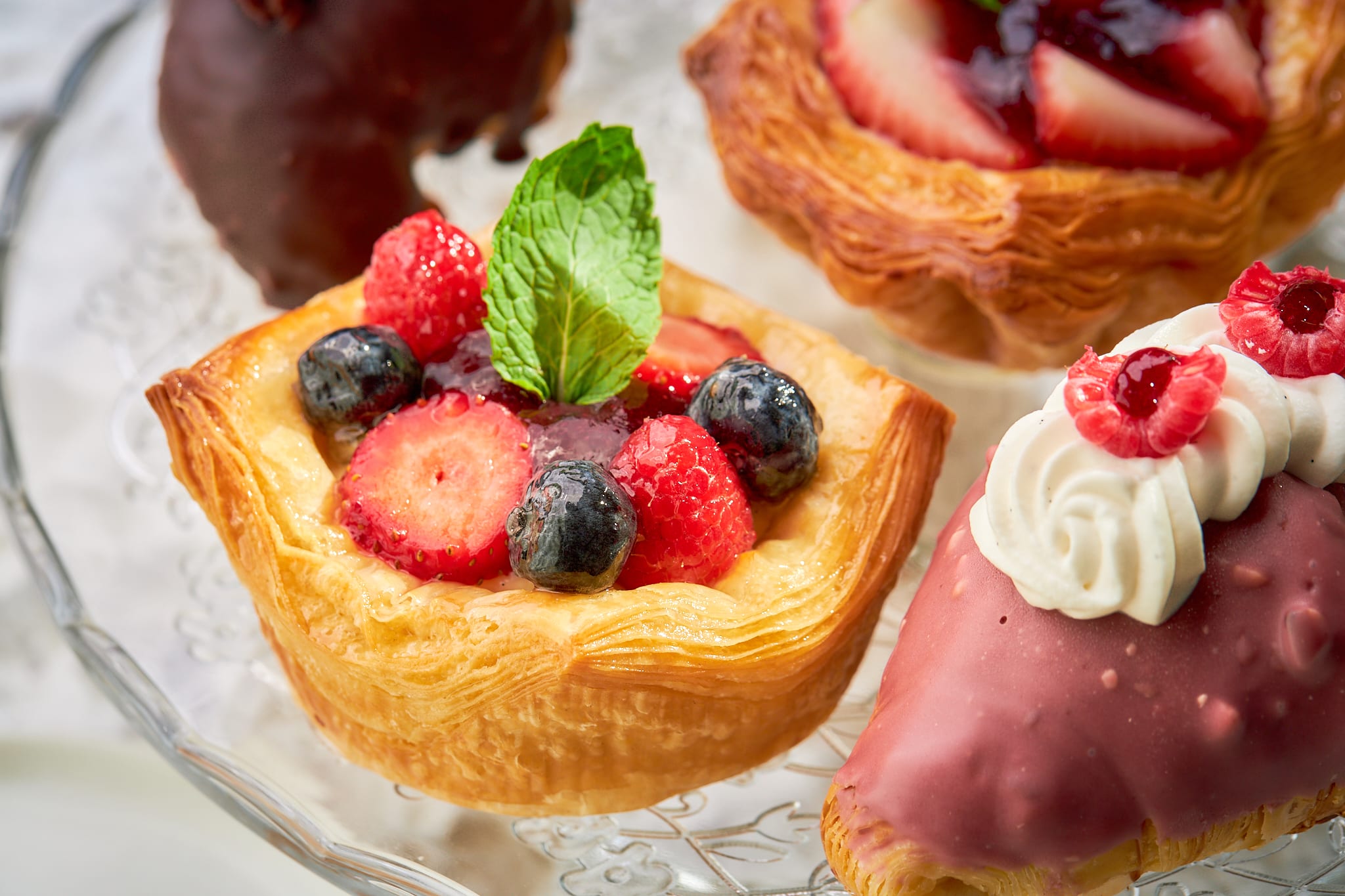 A Sophisticated E-Commerce Experience for Michelin-Trained Patisserie